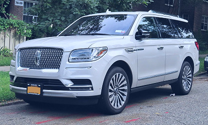 Lincoln Navigator - Wikipedia